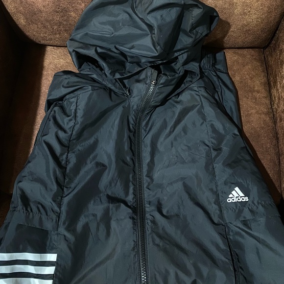 Women’s size medium windbreaker!! - Picture 1 of 4